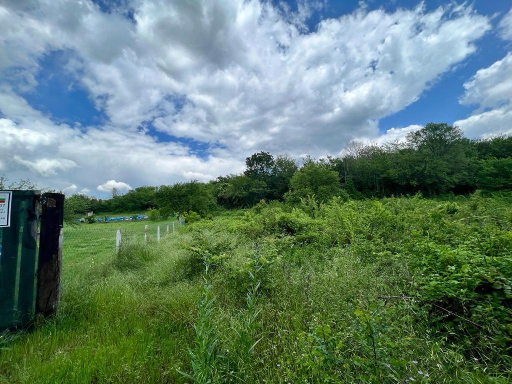 Къмпинг Частен Двор Bulgarian Campsite For Tents Kazanlŭk Esterno foto